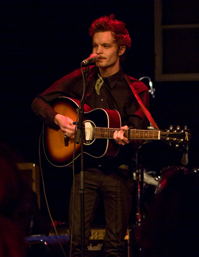 2008-11-22 Svart L&ouml;rdag - Tallest Man On Earth